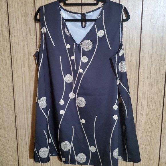 Tops - BLACK & GOLD DESIGN SILKY POLYESTER TOP SIZE XL